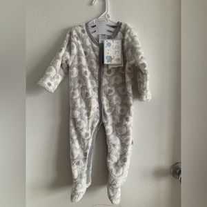 Little Joy baby unisex size 6-9 MONTHS elephant print